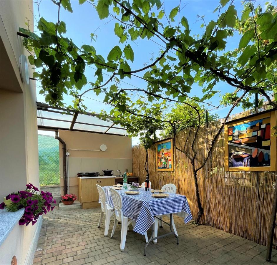 Giorni Felici Tutto Nuovo, Giardino, Parcheggio Apartment Verbania Exterior photo